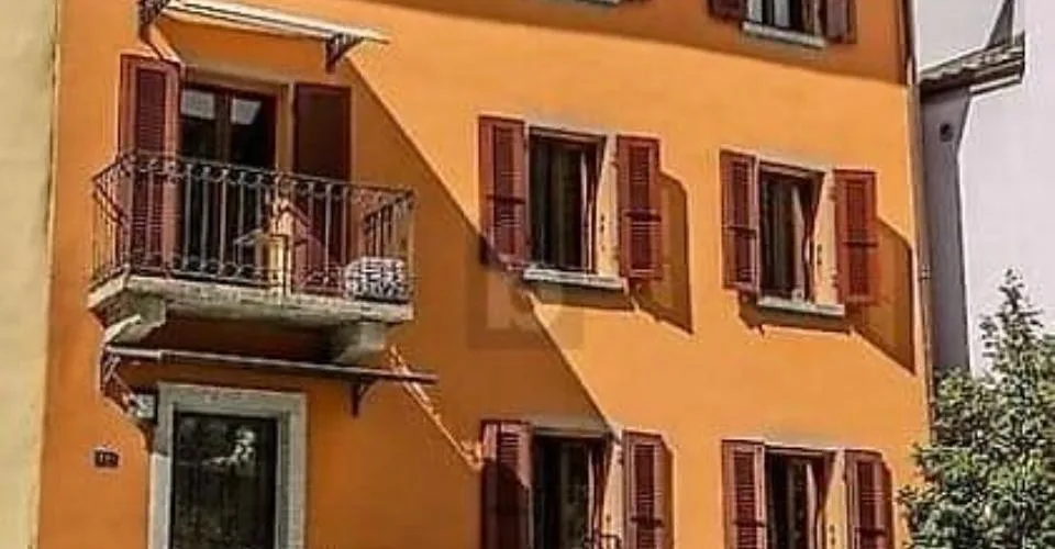 SPAZIOSA E ACCOGLIENTE – Foto 10 von 17