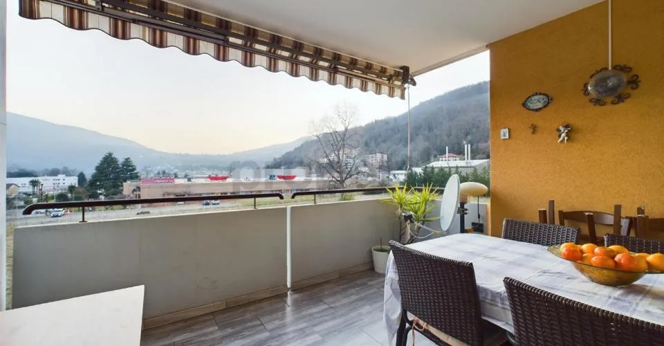 Grand et lumineux appartement rénové de 4,5 pièces à Caslano – photo 22 sur 24