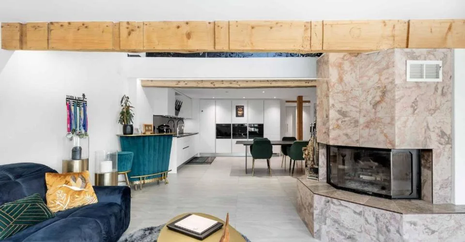 Duplex mit Charakter badet in Licht – Foto 7 von 10