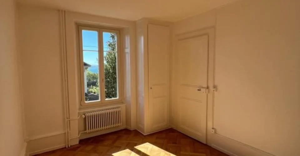 01544 - Appartement 4 pièces - Comba-Borel 3 - NEUCHATEL – Foto 3 von 7