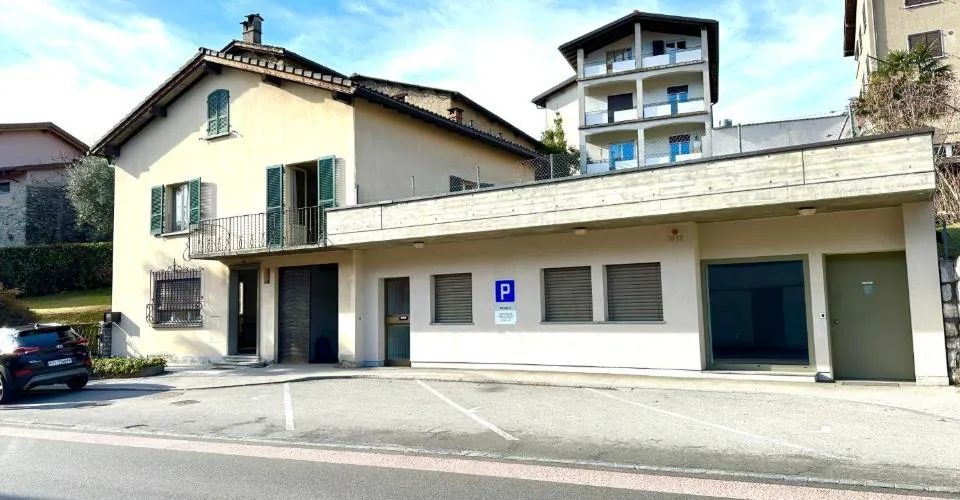Schönes Einfamilienhaus mit 7,5 Zimmern und Garten in Cureglia – Foto 4 von 28