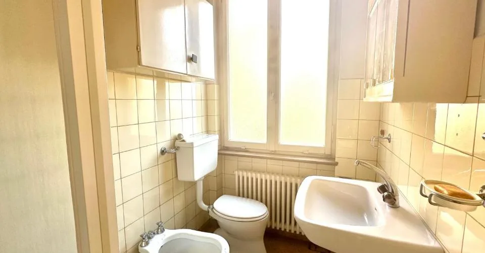 Schönes Einfamilienhaus mit 7,5 Zimmern und Garten in Cureglia – Foto 24 von 28