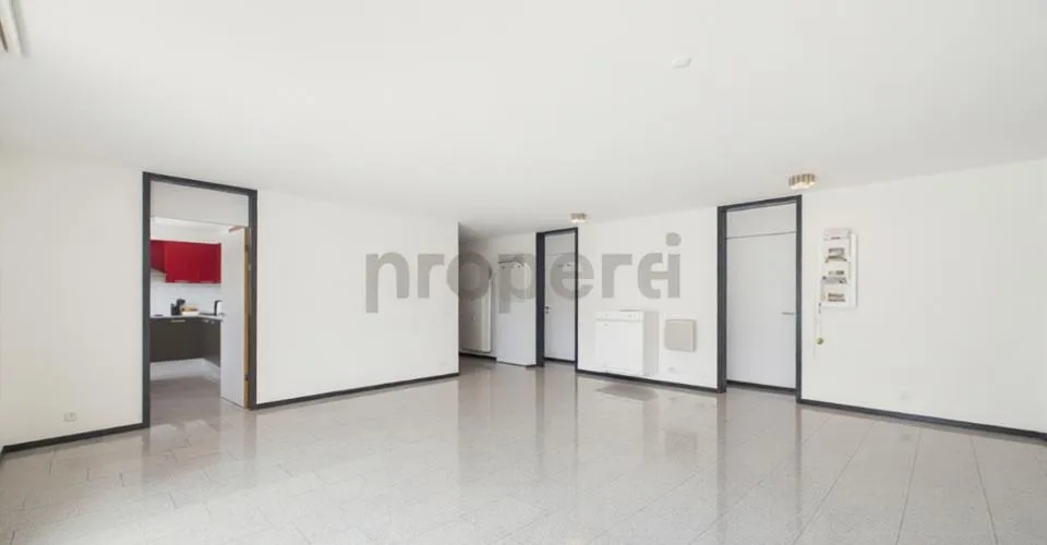 Großzügige 4.5-Zimmer-Wohnung im Herzen von Castione - Strategische Lage und optimale Ausrichtung – Foto 20 von 28