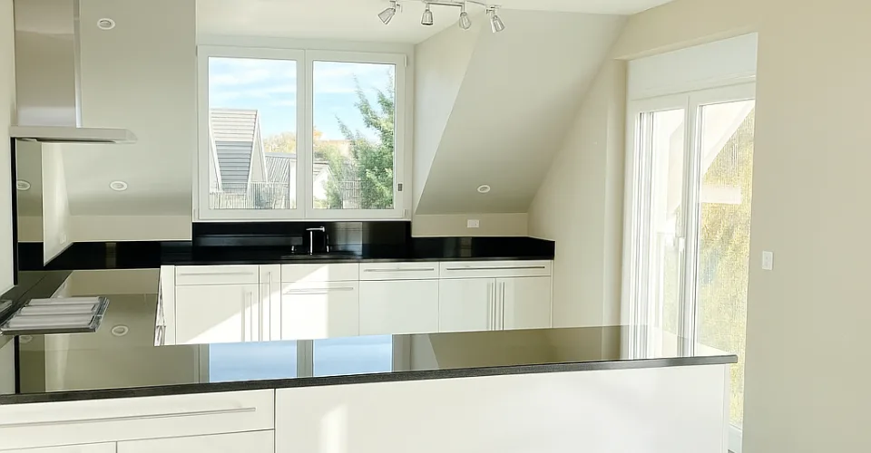 Superbe duplex de standing dans les combles - immeuble Minergie – Foto 4 von 23