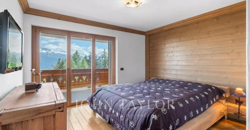 5.5 pièces de standing, Plafond cathédrale, 4 suites, wellness à Cr... – foto 8 di 31