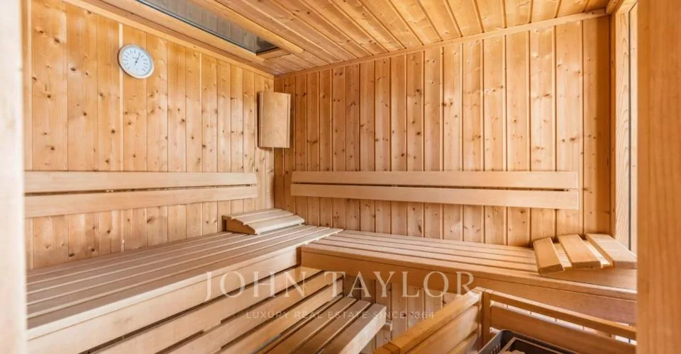 5.5 pièces de standing, Plafond cathédrale, 4 suites, wellness à Cr... – foto 12 di 31