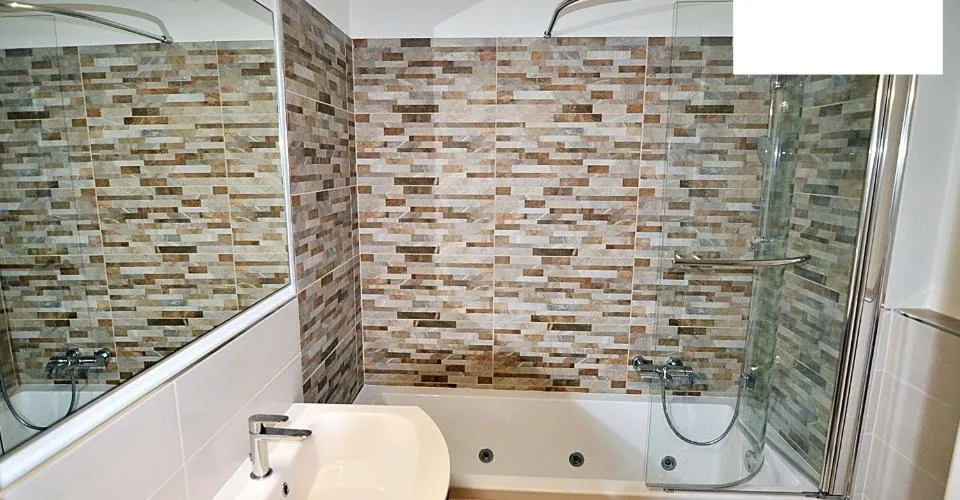 Renovated apartment with lake view in Paradiso – photo 19 of 24