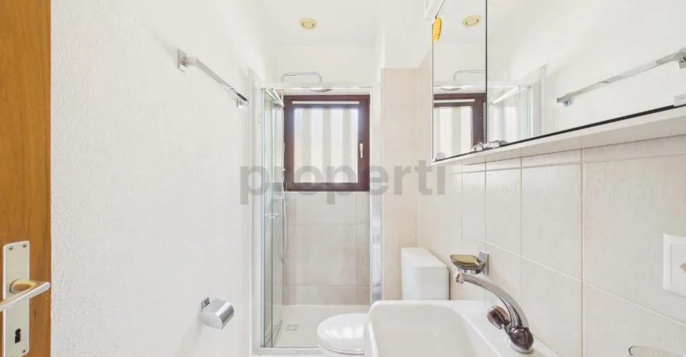 Wohnung mit 4,5 Zimmern und Garage in Doppelhaushälfte – Foto 33 von 34