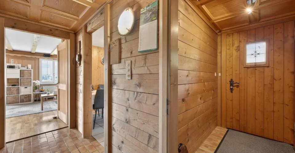 Bellissimo chalet con vista libera e studio preliminare per 2 case a terrazza con 4 appartamenti – foto 25 di 29