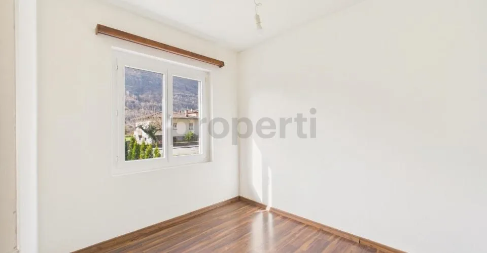 Elegantes Einfamilienhaus mit 4,5 Zimmern und Bergblick in Pollegio – Foto 21 von 25