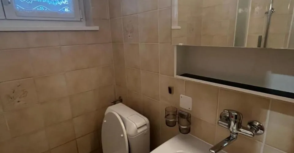 Ampio Balcone, Risalita con Ascensore, Bagno e Cucina Nuovi (2020) ... – Foto 24 von 32