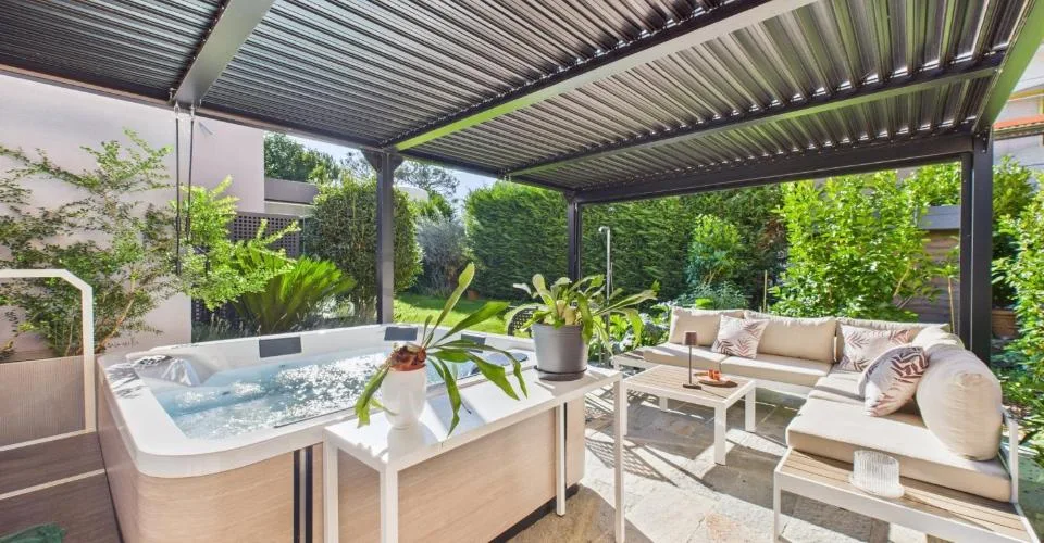 Maison moderne avec jardin, spa privé et technologie avancée à Locarno – photo 15 sur 26