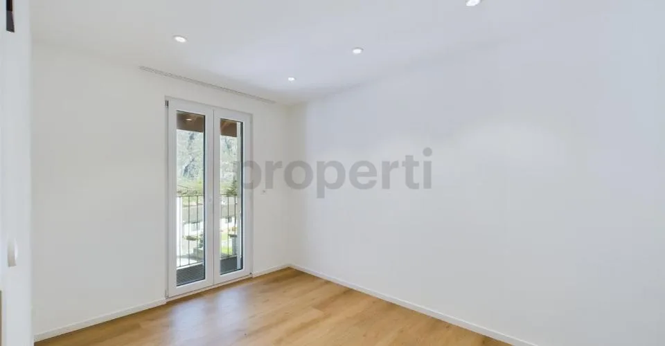Idyllisches Einfamilienhaus mit 4.5 Zimmern in RivieraIdilliaca casa indipendente con 4,5 locali in Riviera – Foto 16 von 20