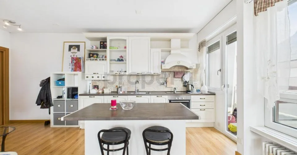Gemütliches 2.5-Zimmer-Dachgeschoss mit Terrasse und Möbeln - hervorragendes Investment – Foto 19 von 31