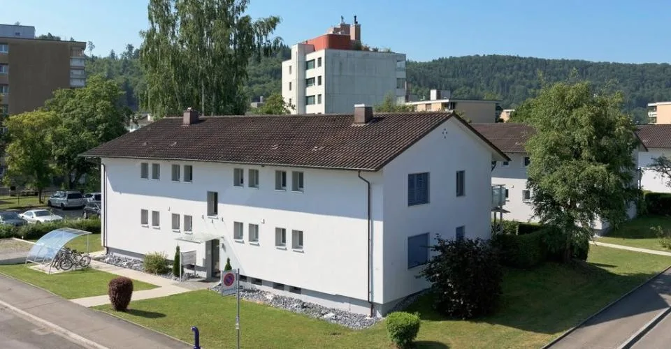 Idyllische Wohnung mit grossem Gartensitzplatz – photo 10 sur 18