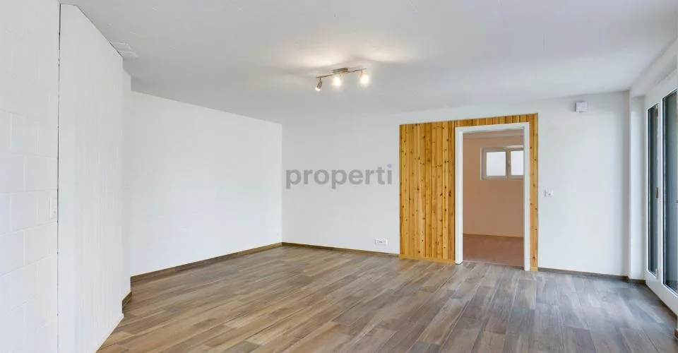 Charmante 2.5-Zimmer Wohnung in ruhigem Einfamilienhaus-Wohnquartier – photo 9 sur 16