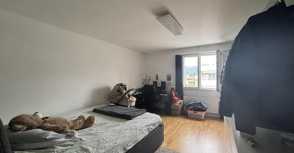 Helle und moderne 3,5-Zimmer-Wohnung in Nidau – foto 5 di 18