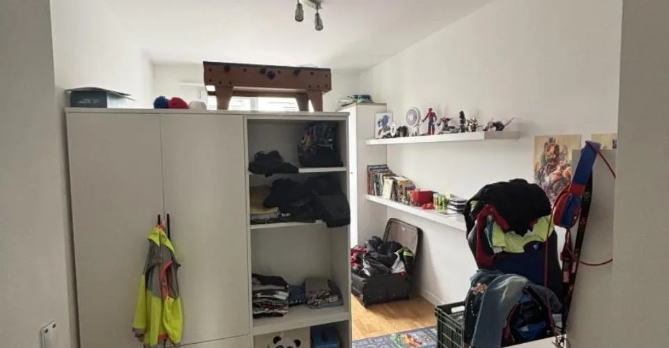 Helle und moderne 3,5-Zimmer-Wohnung in Nidau – foto 7 di 18