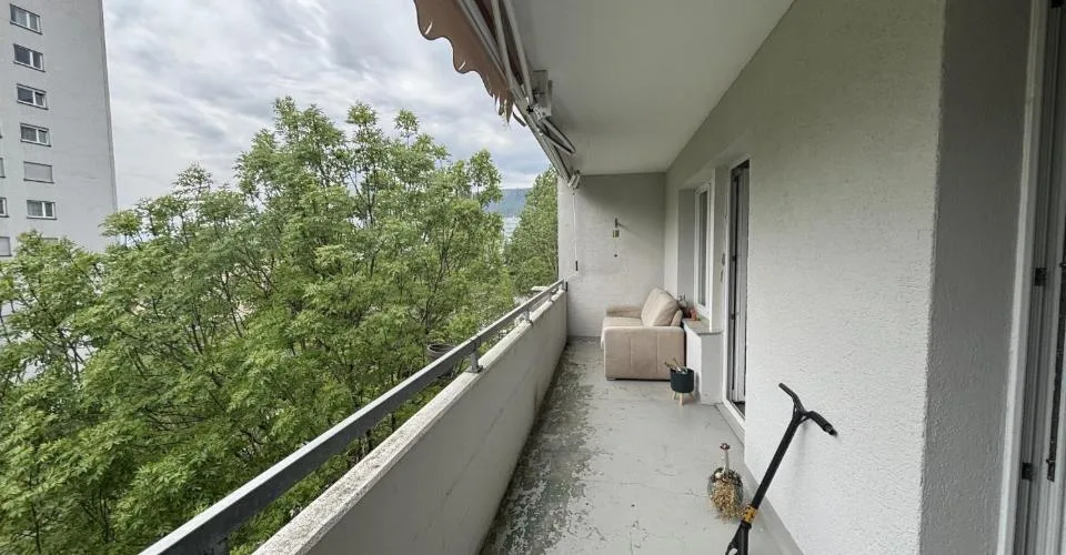 Helle und moderne 3,5-Zimmer-Wohnung in Nidau – foto 9 di 18