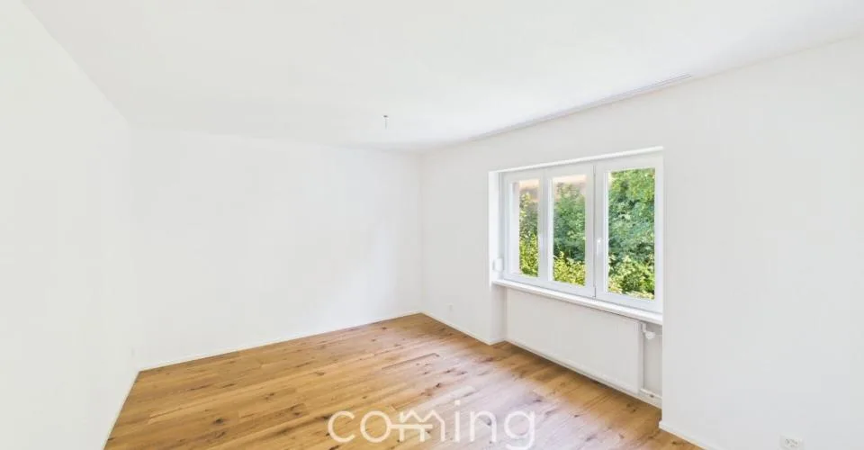 Frisch renovierte 4-Zimmer-Attikawohnung in Wöschnau mit grosser Terrasse und Weitsicht – Foto 6 von 26
