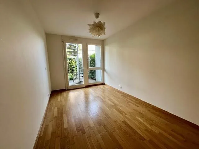 Beau duplex lumineux traversant de 5.5 pièces avec jardins – Foto 8 von 22