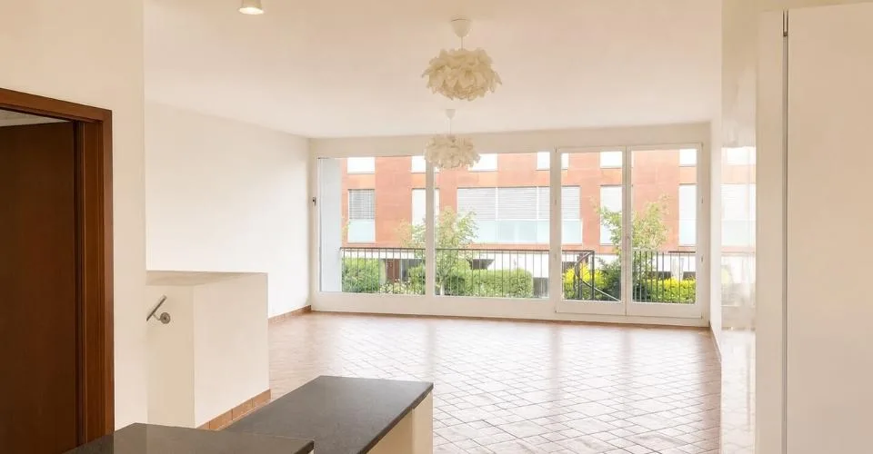 Beau duplex lumineux traversant de 5.5 pièces avec jardins – Foto 3 von 22
