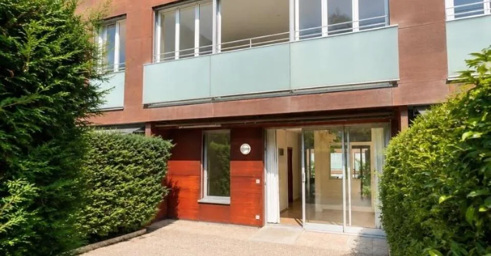 Beau duplex lumineux traversant de 5.5 pièces avec jardins – Foto 12 von 22