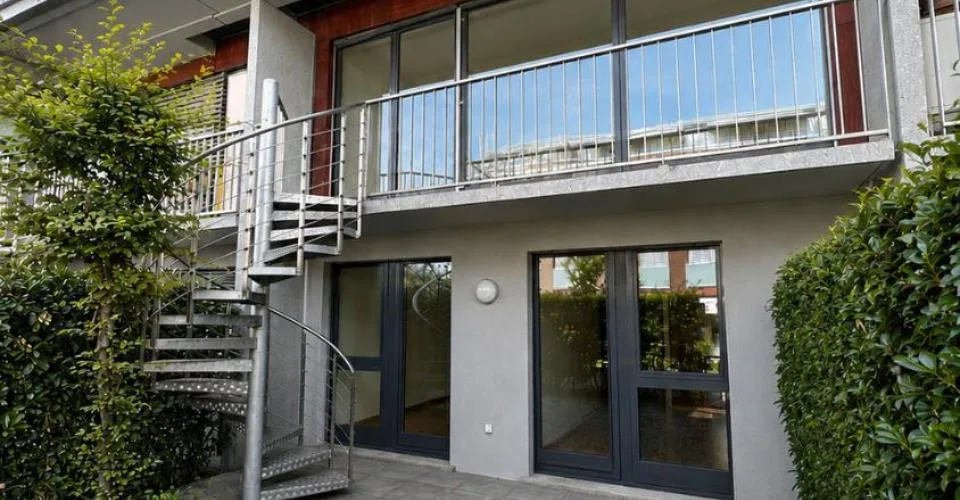 Beau duplex lumineux traversant de 5.5 pièces avec jardins – Foto 11 von 22