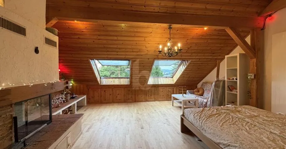 Traumhaftes Wohnen am Fusse des Üetlibergs - Stilvolles 6.5-Zimmer-Doppelhaus – Foto 30 von 34