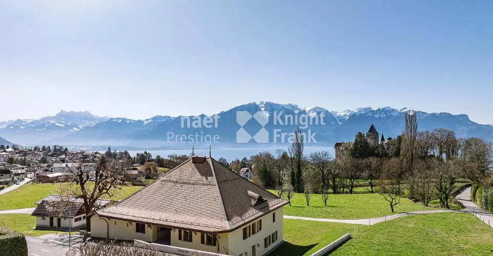 A vendre - Propriété individuelle de 12.5 pièces à deux pas du centre de Blonay et magnifique vue sur le lac – Foto 2 von 13