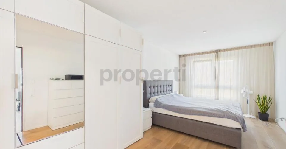 Moderne und grosszügige 3.5-Zimmer-Wohnung in Adliswil