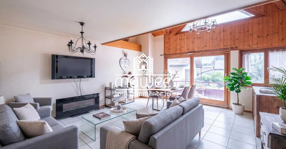 Spacieux duplex au coeur du village