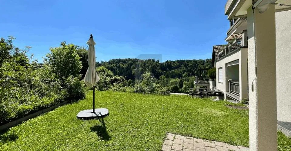 MIT SONNIGEM GARTEN IM ALLEINIGEN NUTZUNGSRECHT – Foto 6 von 11