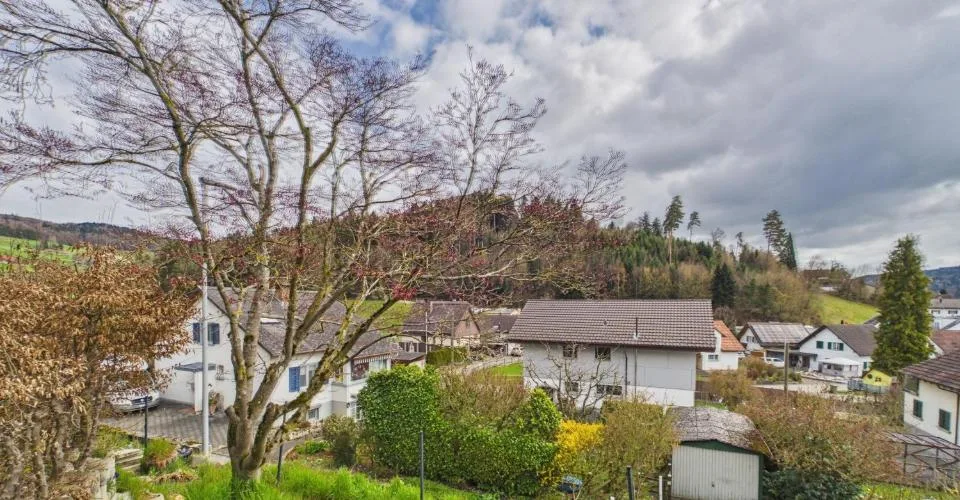 - RESERVIERT - Dreistöckiges Wohnglück mit Weitblick auf die Hügel ... – foto 28 di 30