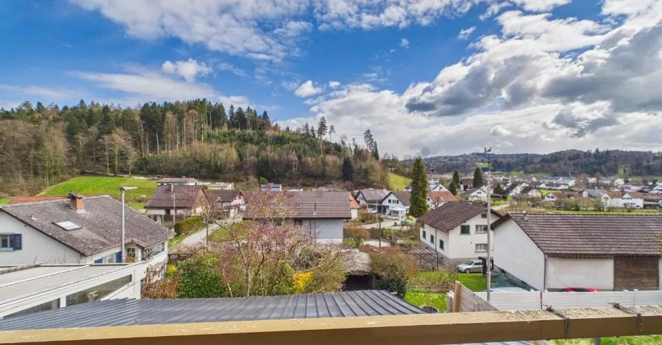 - RESERVIERT - Dreistöckiges Wohnglück mit Weitblick auf die Hügel ... – foto 26 di 30