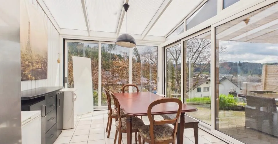 - RESERVIERT - Dreistöckiges Wohnglück mit Weitblick auf die Hügel ... – foto 15 di 30