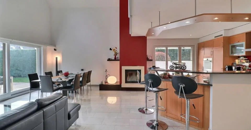 BELLE PROPRIETE PROCHE DES ECOLES PRIVEES ET PUBLIQUES – photo 2 sur 26