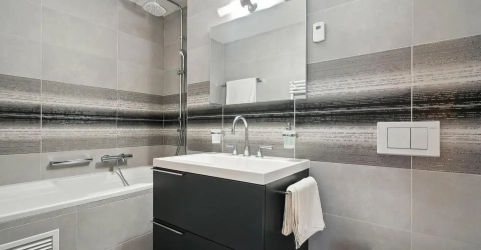 PRESTATIONS HAUT DE GAMME au centre-ville, vue lac et montagnes – Foto 9 von 22