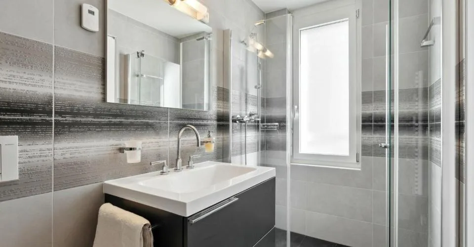 PRESTATIONS HAUT DE GAMME au centre-ville, vue lac et montagnes – Foto 12 von 22