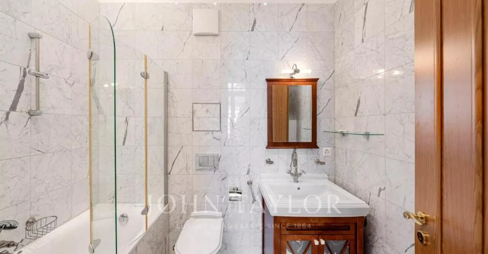 Luxuriöse 4.5-Zimmer-Wohnung mit Seeblick – Foto 8 von 26
