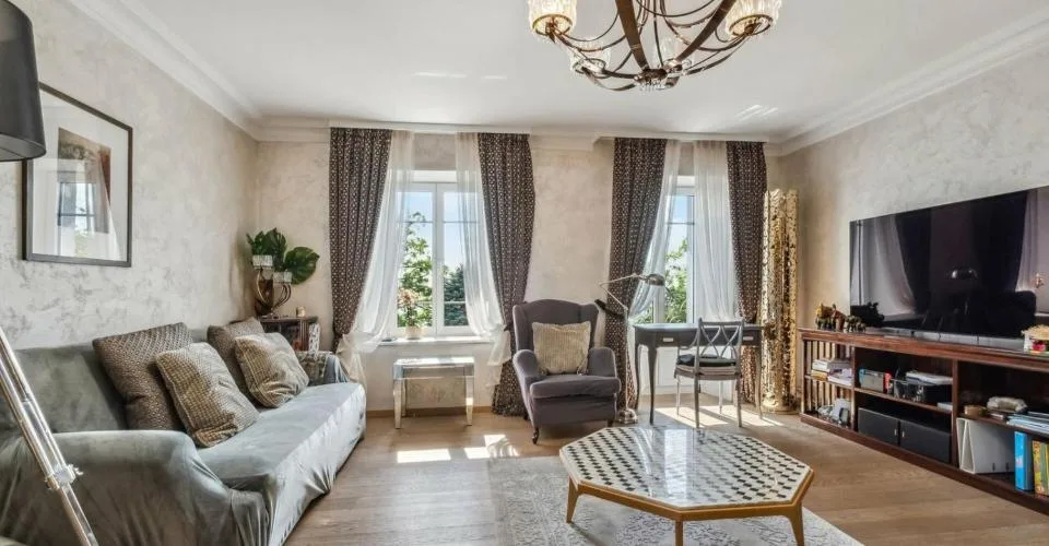 A deux pas du lac ! Luxueux appartement avec vue au coeur de Montreux – Foto 4 von 20