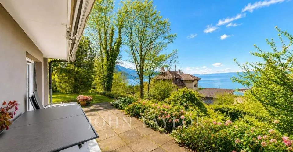 Villa di 5,5 locali con vista panoramica vicino a Montreux – foto 2 di 26