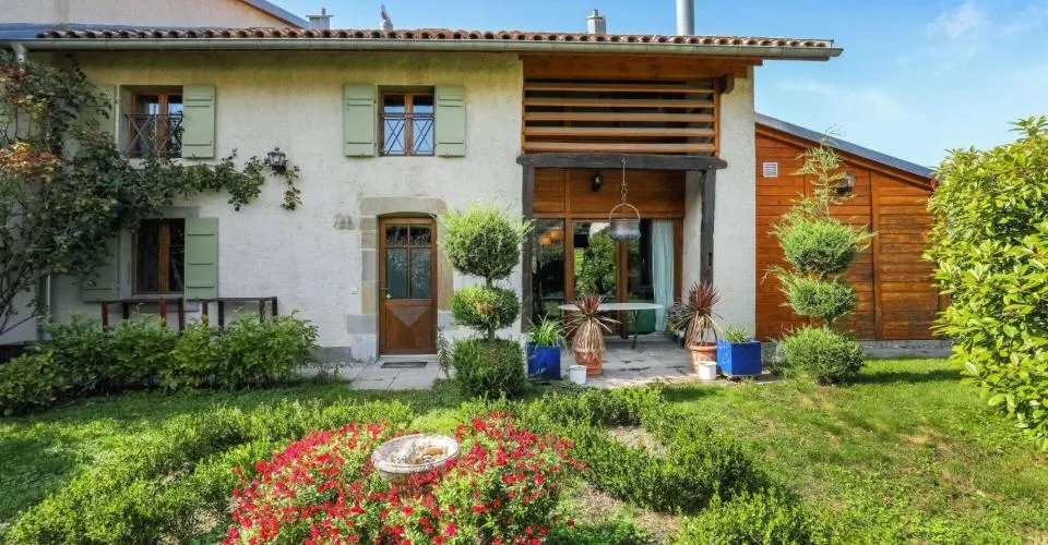 Bezaubernde Landvilla mit Garten am Rande der Weinberge von Jussy – Foto 15 von 27