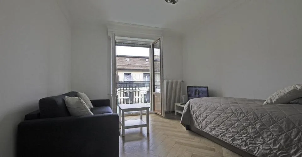 Joli 2 pièces au dernier étage avec balcon... – photo 10 sur 22