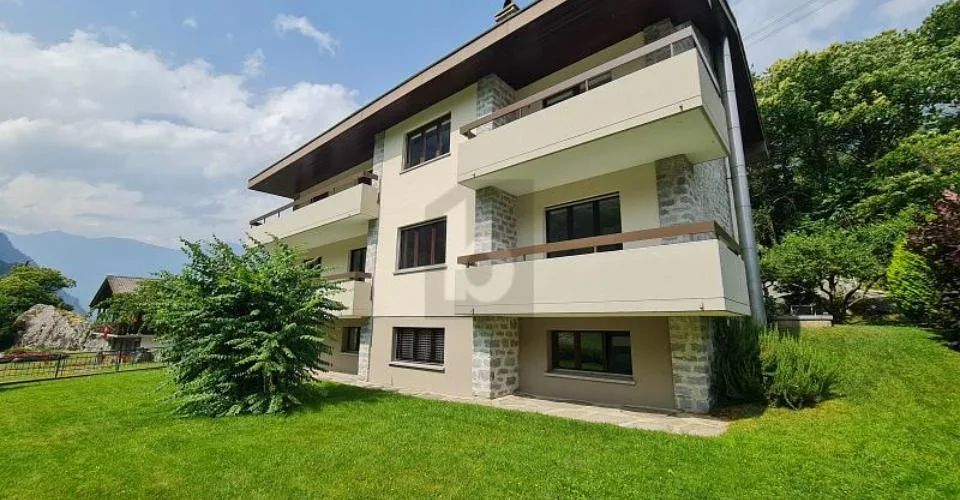 SPAZIOSO E SOLEGGIATO CON GIARDINO