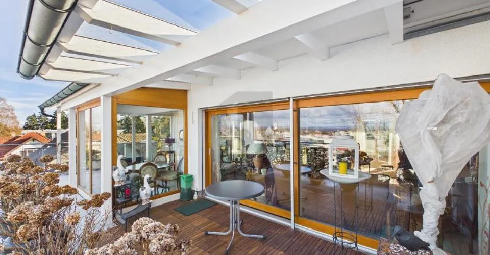 Where the view is home – attic with a wide view of Lake Constance – photo 20 of 22