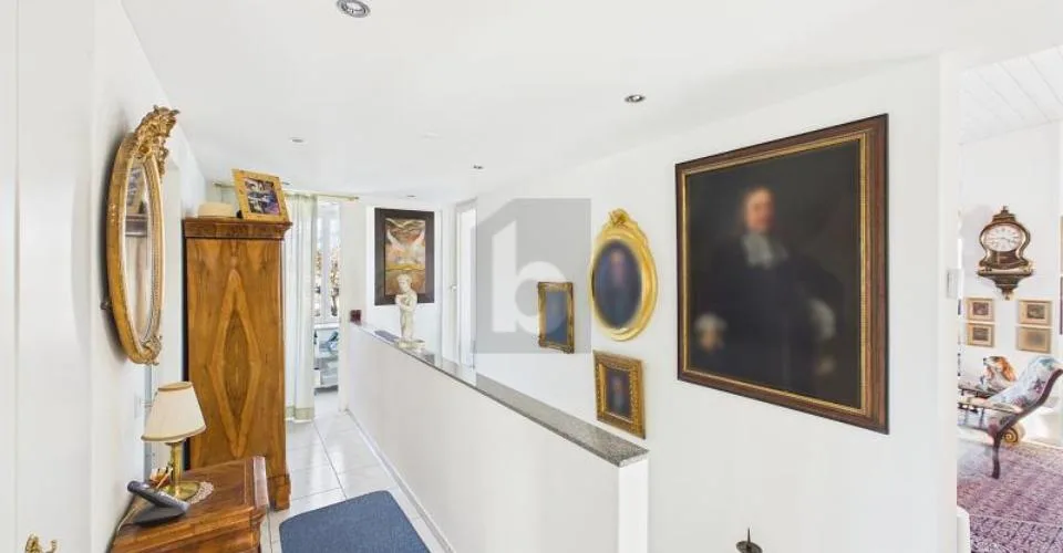 Where the view is home – attic with a wide view of Lake Constance – photo 12 of 22