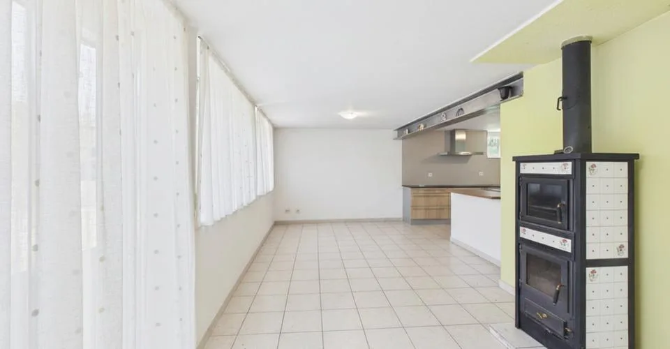 Spacieuse maison individuelle 6.5 pièces avec cave et parkings, Bas... – photo 2 sur 27