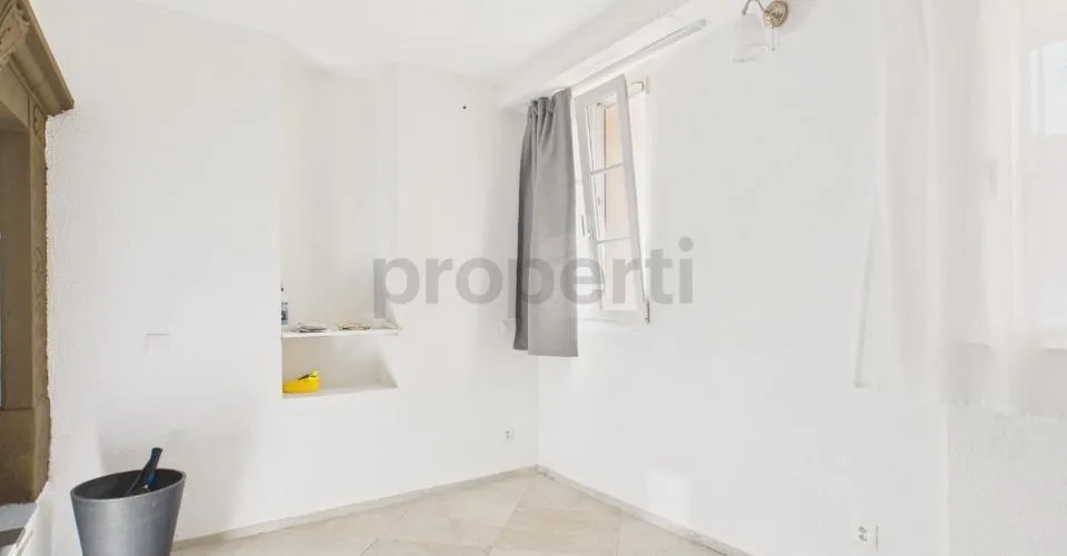 Elegant independent house with 1 room and large balcony, Breggia – photo 20 of 27