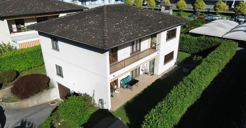 Appartamento 4,5 locali con box auto in casa bifamiliare – Foto 2 von 34